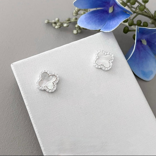 Brinco | Trevo Cravejado estilo Van Cleef